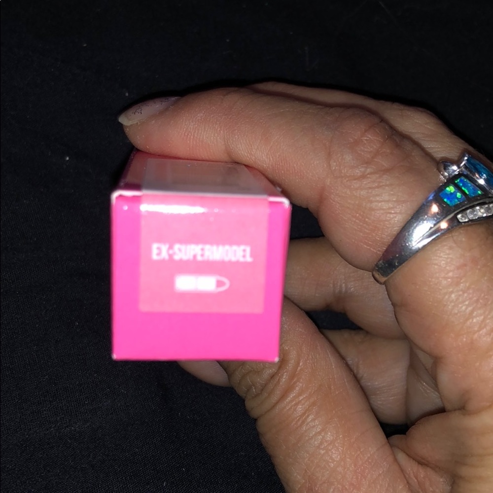 Jeffree Star Lip Ammunition in Ex Supermodel